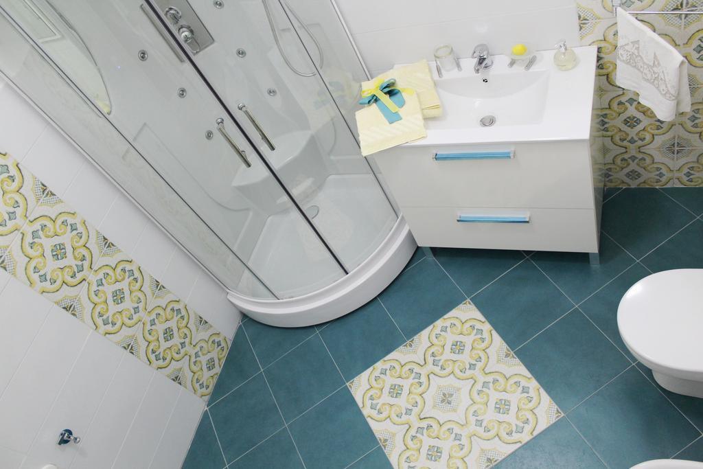 Palazzo Taormina Apartment กัสเตลลัมมาเร เดล โกลโฟ ภายนอก รูปภาพ