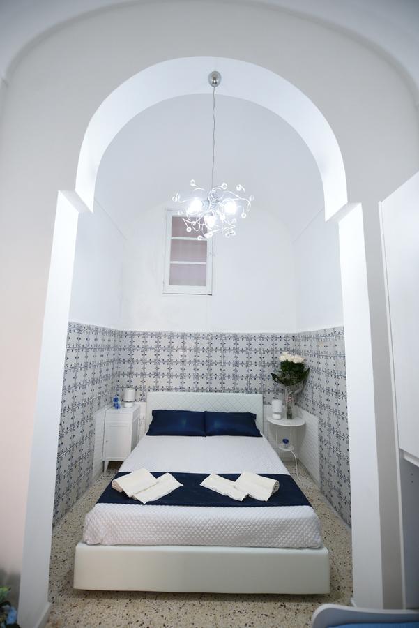Palazzo Taormina Apartment กัสเตลลัมมาเร เดล โกลโฟ ภายนอก รูปภาพ