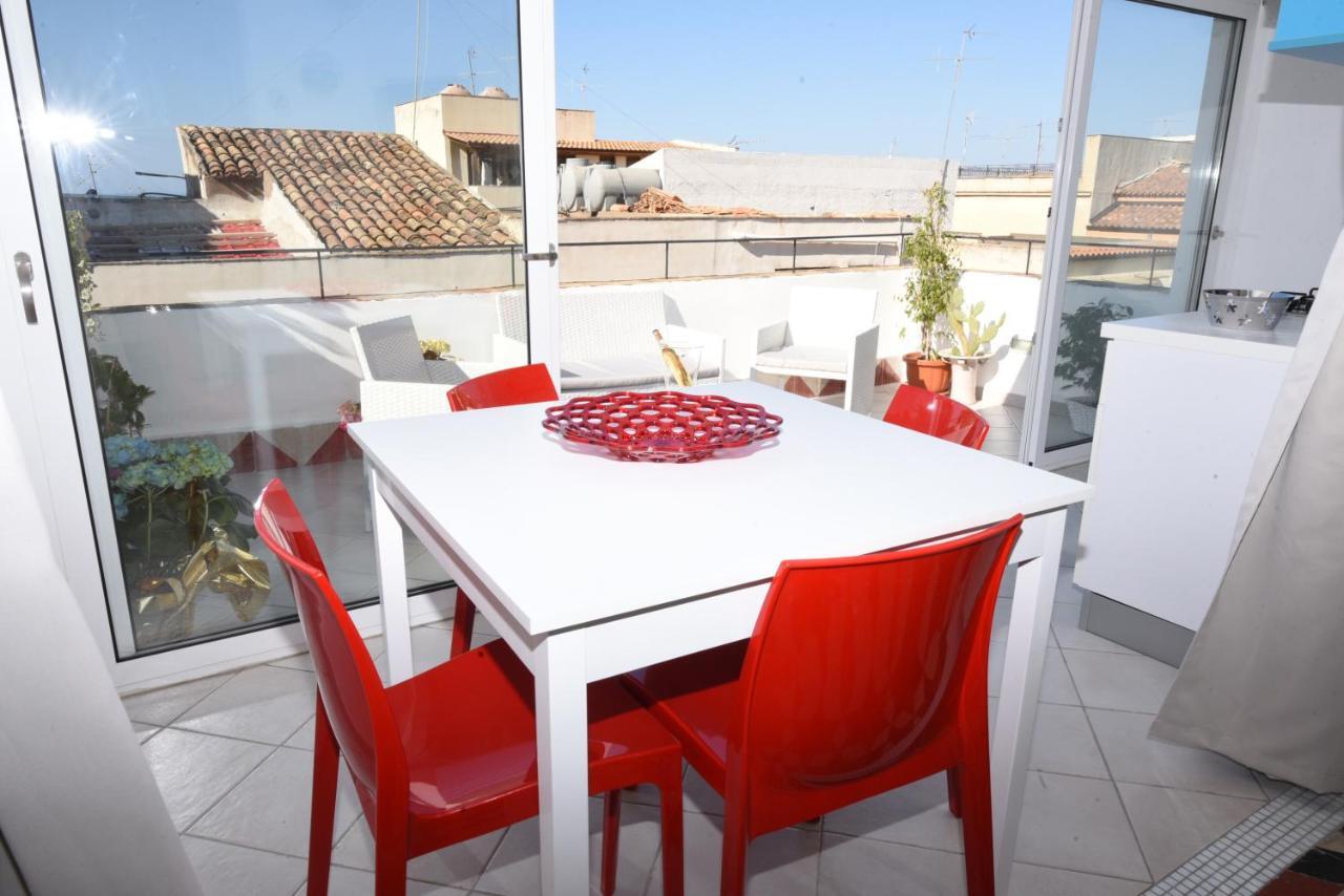 Palazzo Taormina Apartment กัสเตลลัมมาเร เดล โกลโฟ ภายนอก รูปภาพ