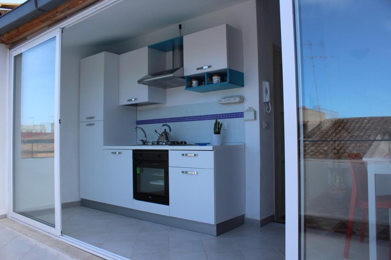 Palazzo Taormina Apartment กัสเตลลัมมาเร เดล โกลโฟ ภายนอก รูปภาพ