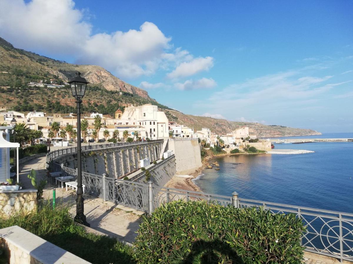 Palazzo Taormina Apartment กัสเตลลัมมาเร เดล โกลโฟ ภายนอก รูปภาพ